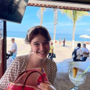 Meet your Posher, Anastasiia